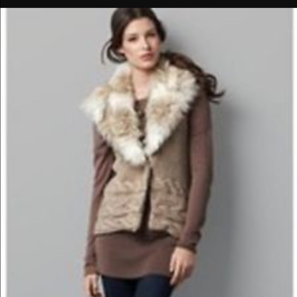 LOFT Taupe Quilted Vest with Cream Faux Fur Collar